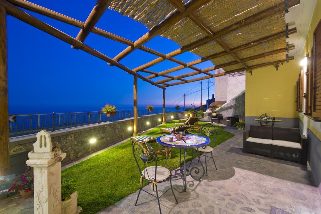 Bed and Breakfast La Mela Blu Furore Exterior foto